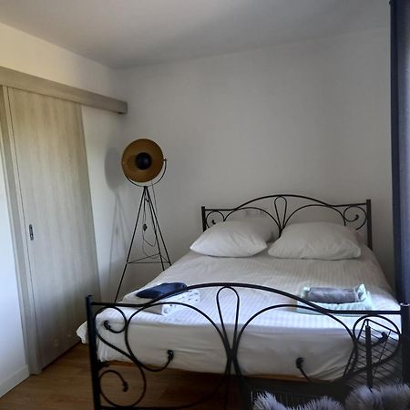 Leon'S Rooms Zary  Bagian luar foto