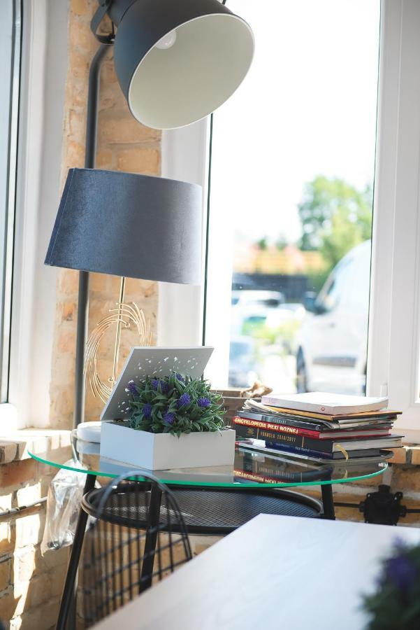 Leon'S Rooms Zary  Bagian luar foto